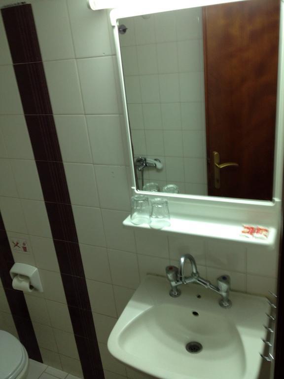 Hotel Cavo D' Oro Nea Moudania Habitación foto