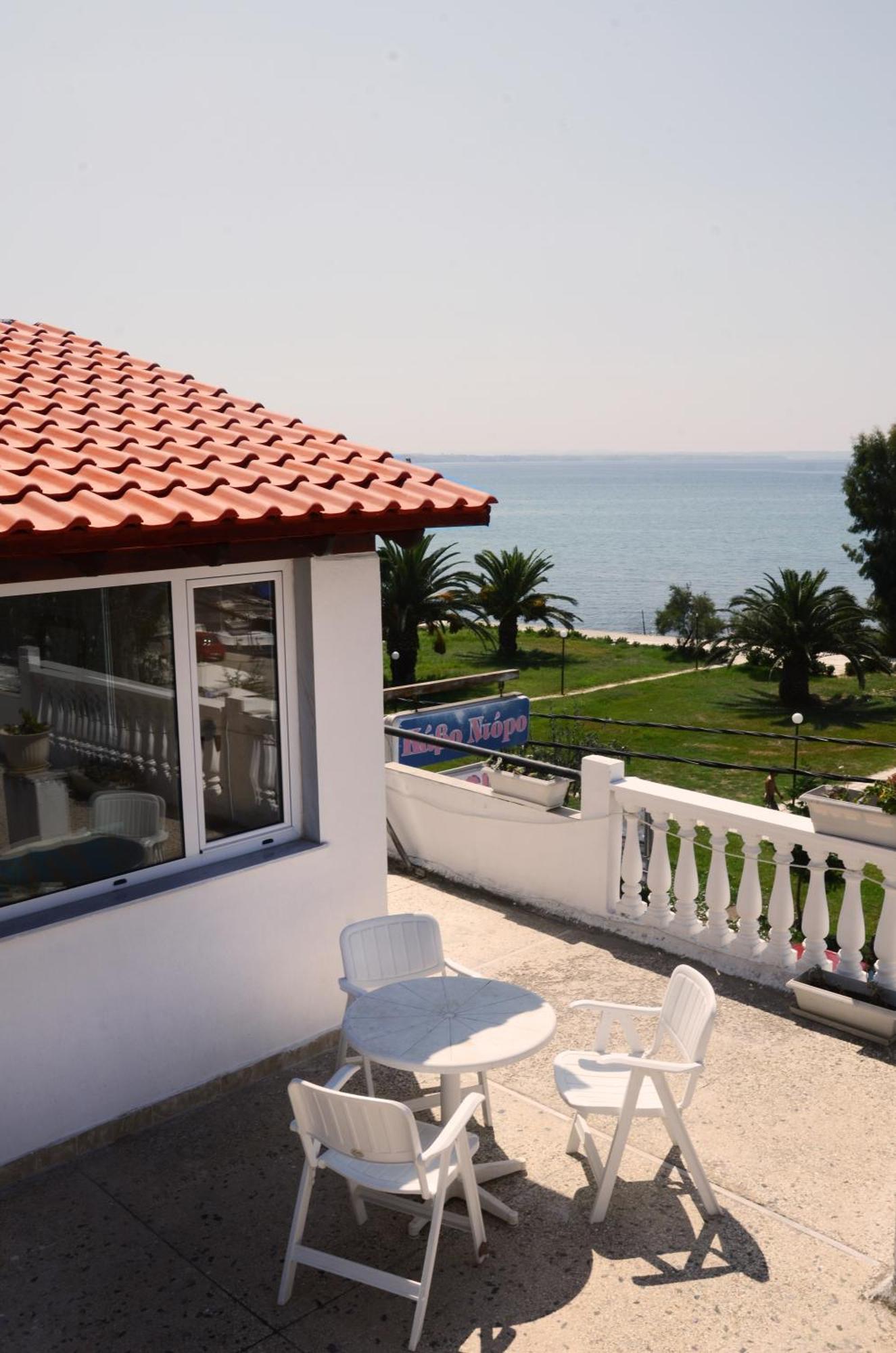 Hotel Cavo D' Oro Nea Moudania Exterior foto